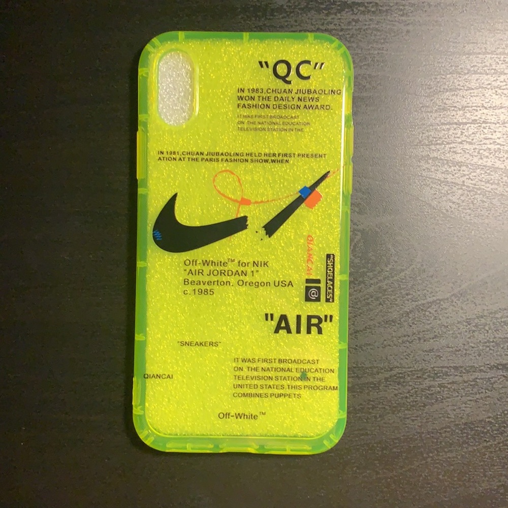IPhone case - Picture 7 of 15